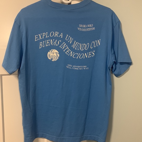 new light blue oversized t shirt - Picture 3 of 3
